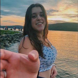 Meet your Posher, Alyssa